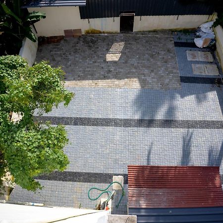 Akr Residency Hotel Kazhakuttam Bagian luar foto